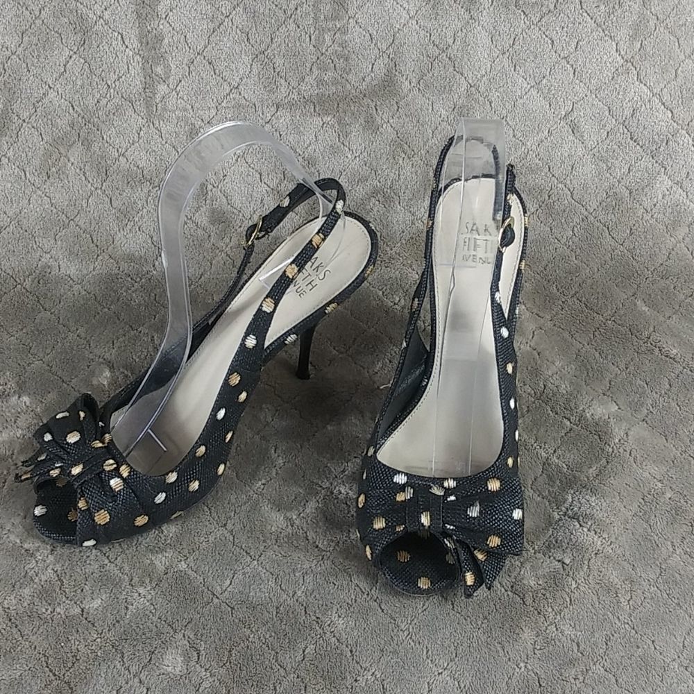 Saks Fifth Ave 8.5 heel